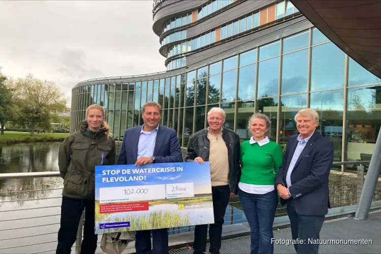 Ruim 2.600 Flevolanders roepen provincie op tot voldoende en schoon water