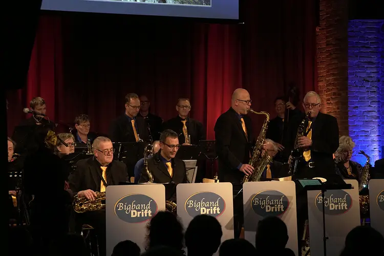 Bigband Drift in theater 't Voorhuys Emmeloord